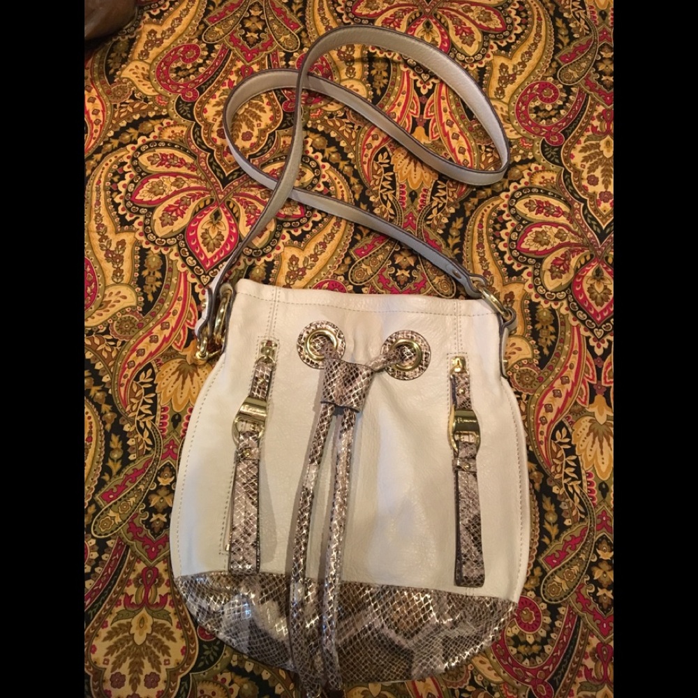 B Makowsky  Crossbody Cream Leather